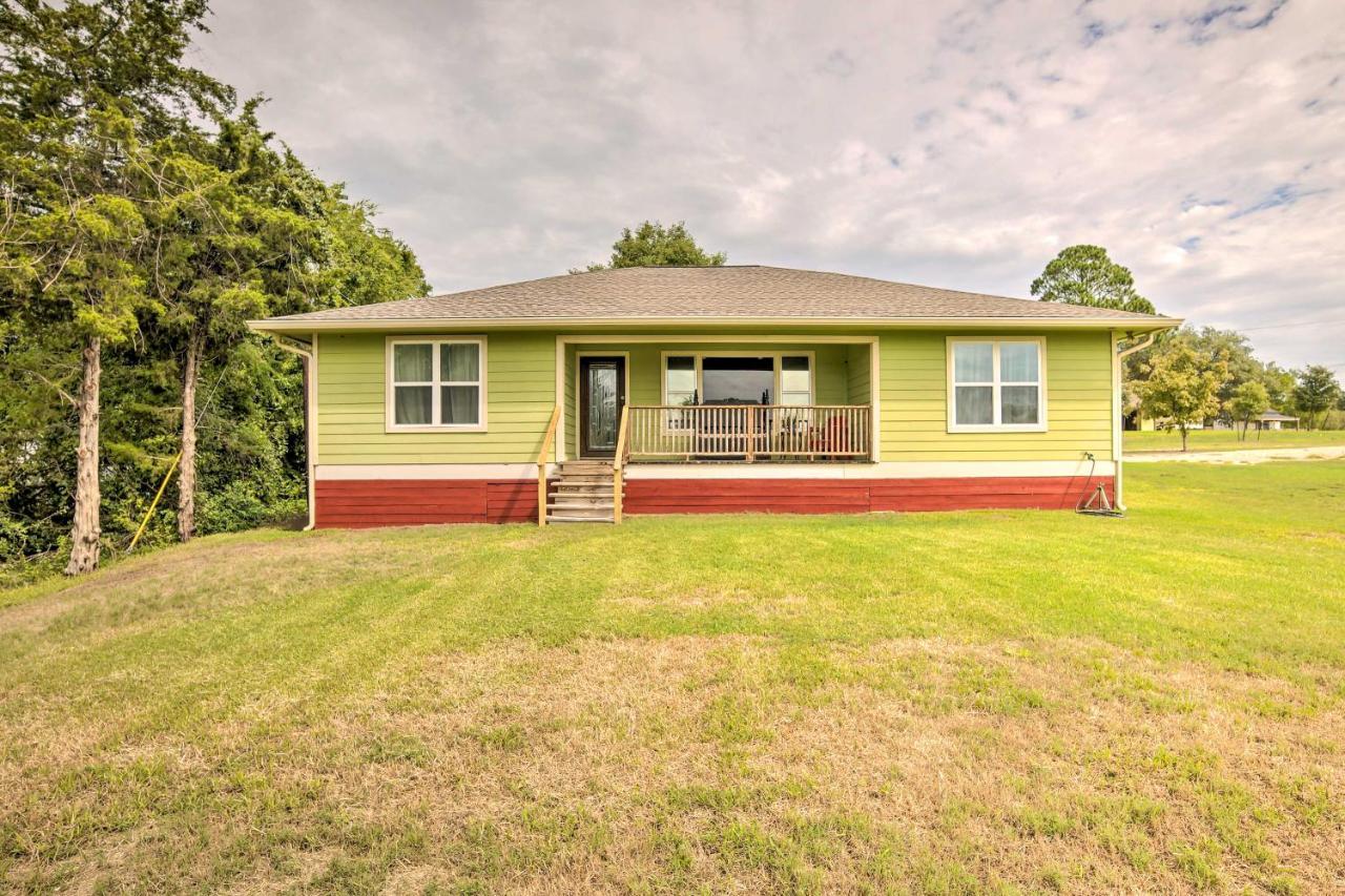 The Gathering Place Brenham Home On 6 Acres Екстериор снимка