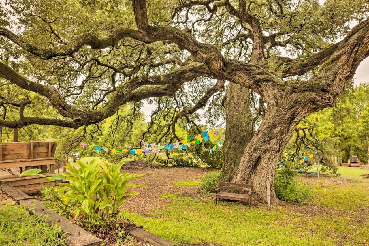 The Gathering Place Brenham Home On 6 Acres Екстериор снимка