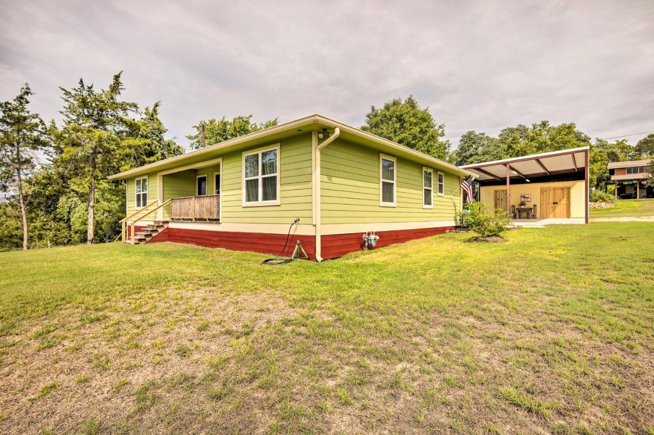 The Gathering Place Brenham Home On 6 Acres Екстериор снимка