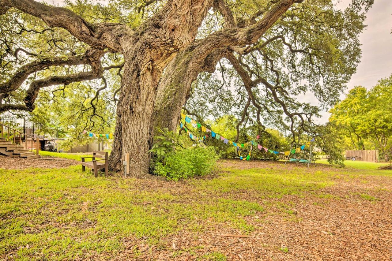 The Gathering Place Brenham Home On 6 Acres Екстериор снимка
